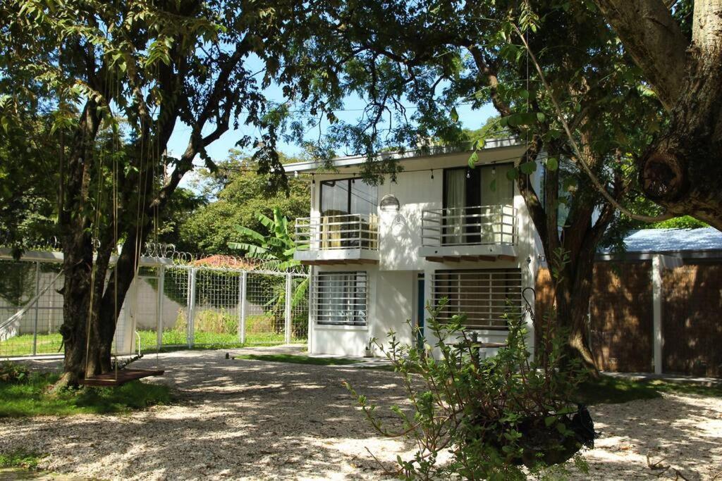 Casa Buda Liberia Cerca Del Aeropuerto Exterior foto